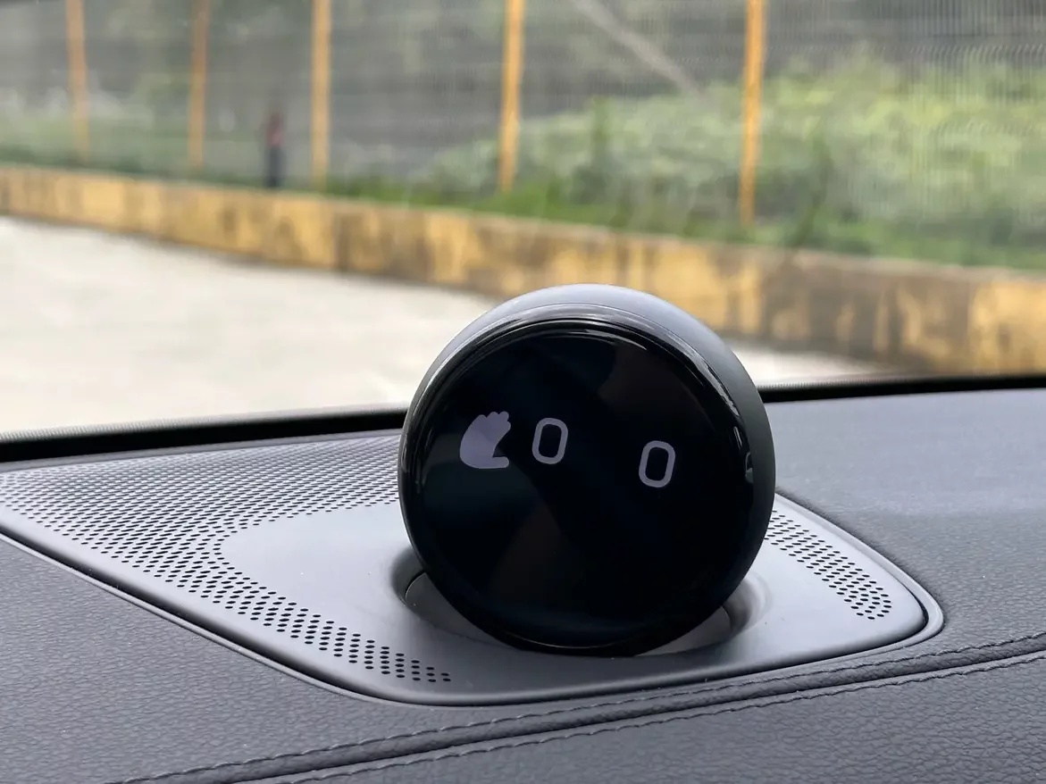 NIO ES6