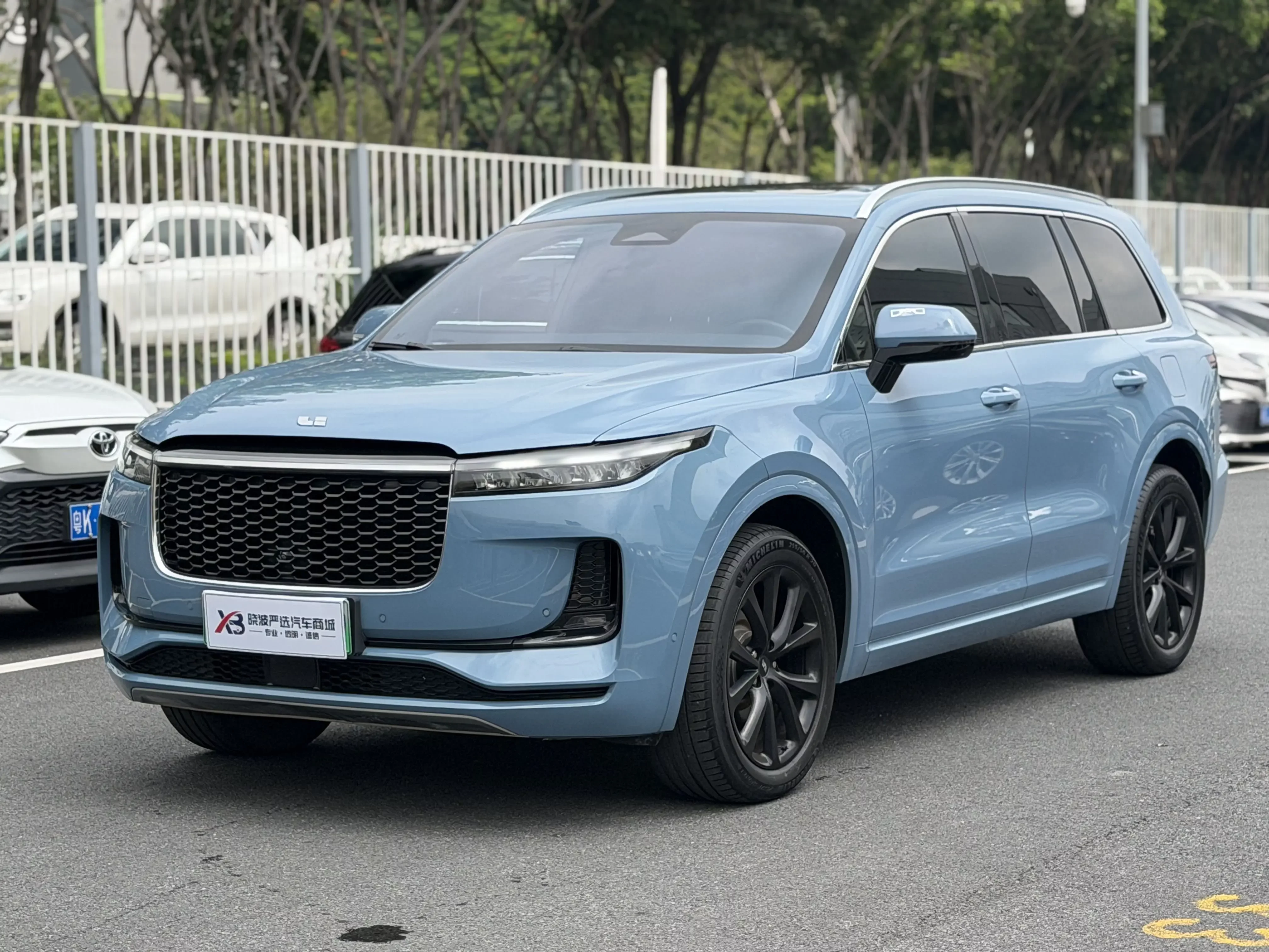 Lixiang ONE