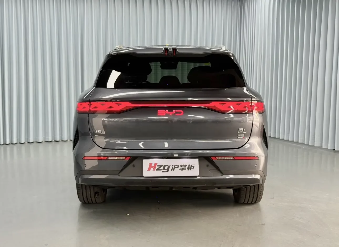BYD Tang L EV