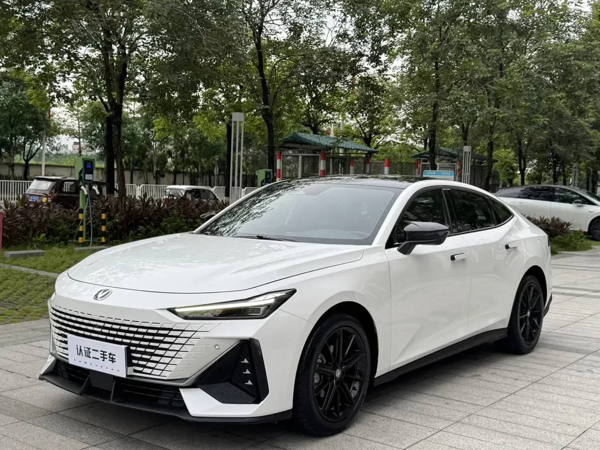 Changan UNI-V