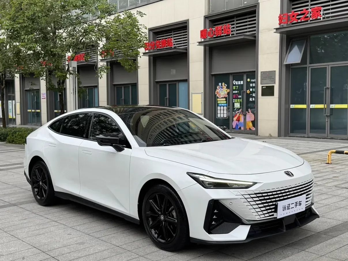 Changan UNI-V