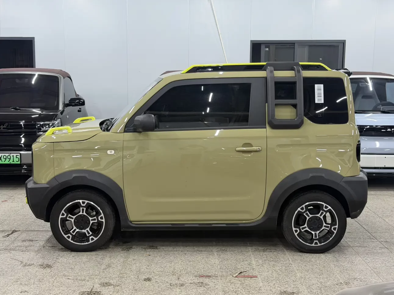 Geely panda
