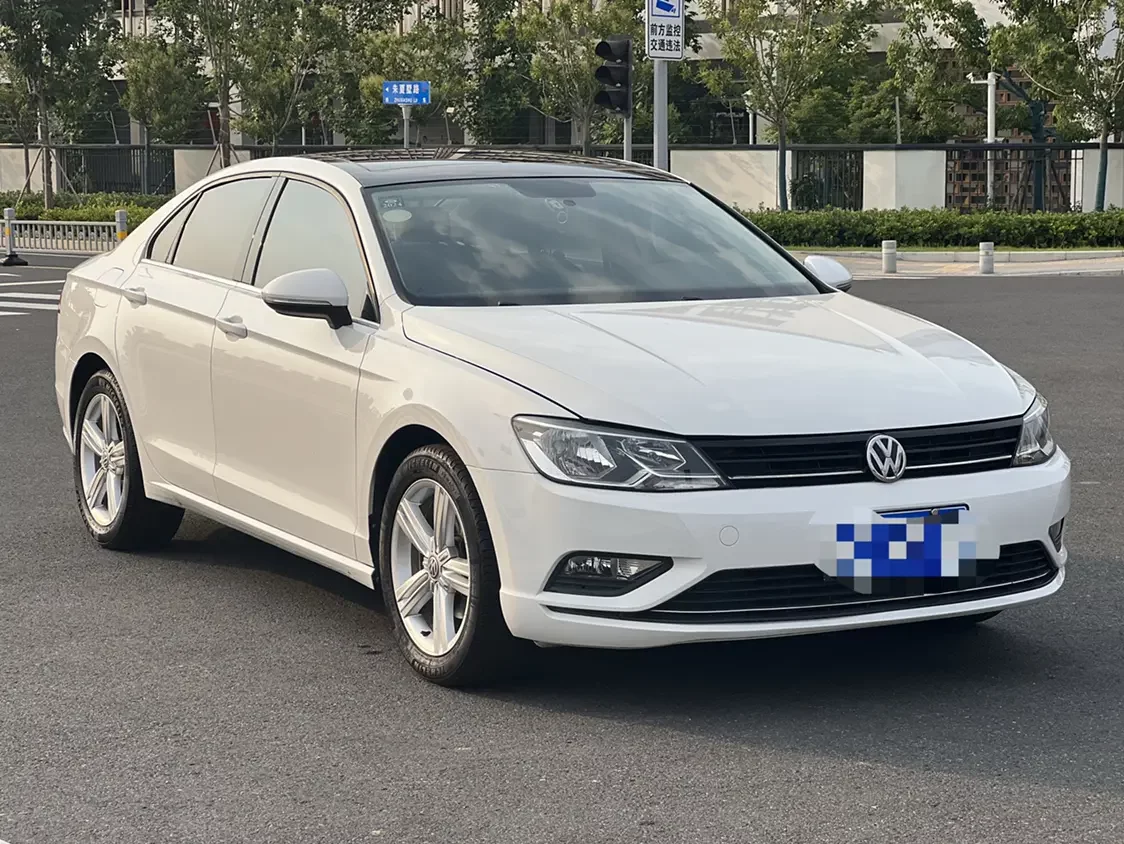 Volkswagen Lamando