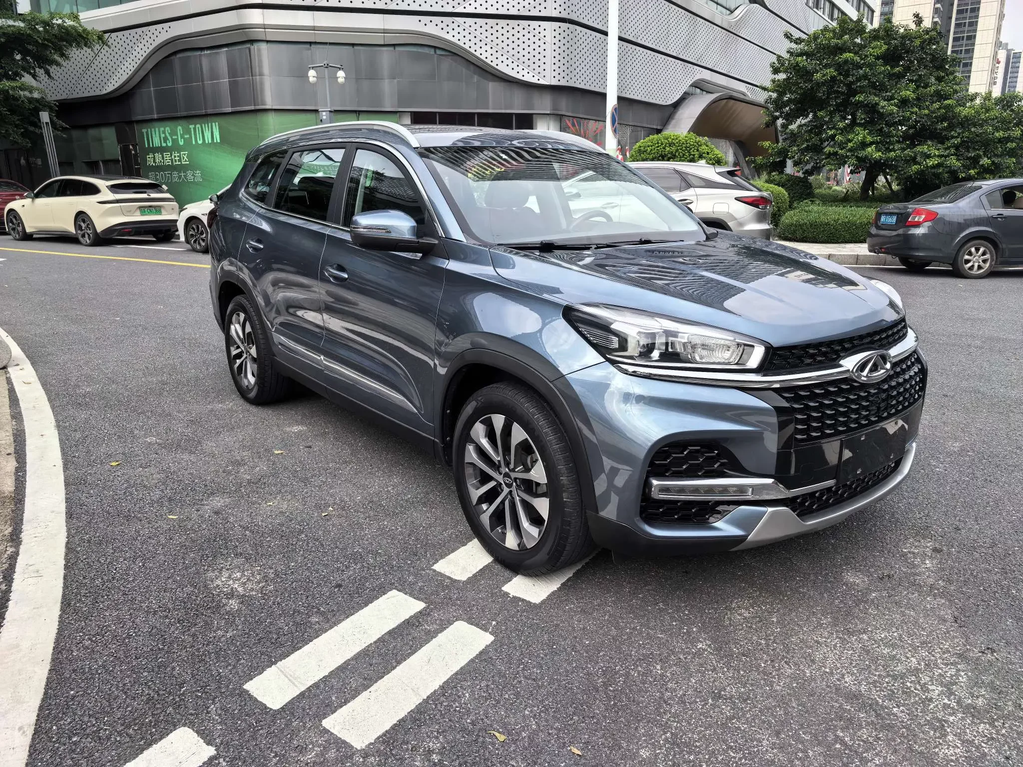 Chery Tiggo 8