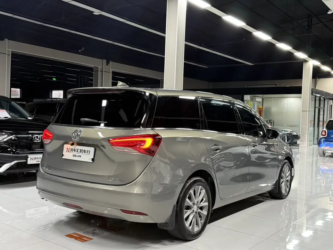 Buick GL6