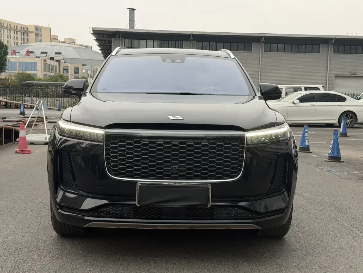 Li ONE (Ideal ONE)  из Китая