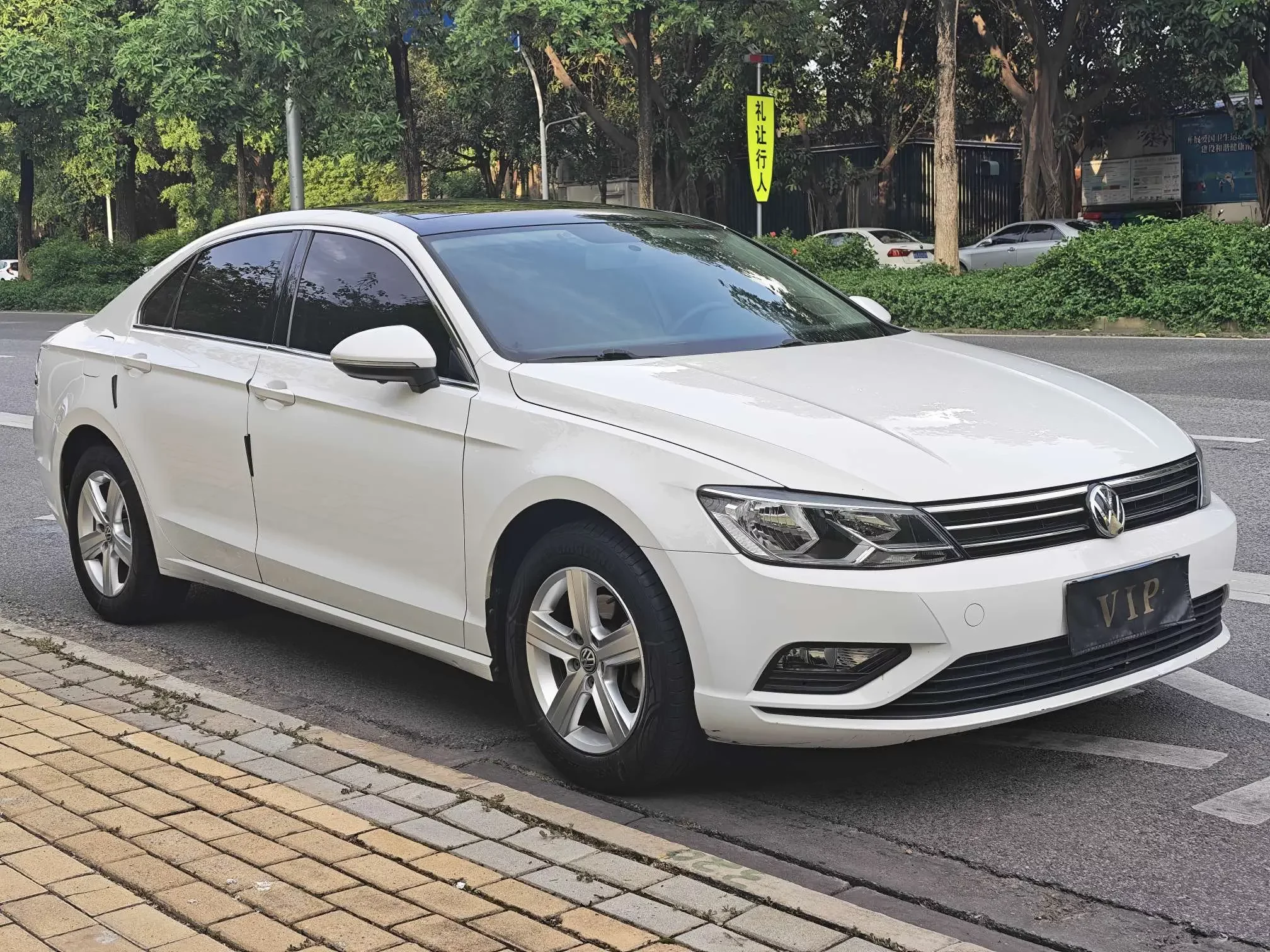 Volkswagen Lamando