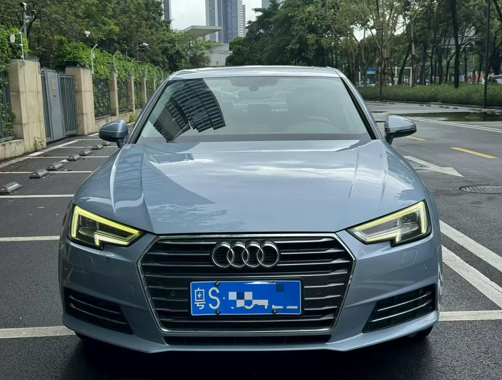 Audi A4L