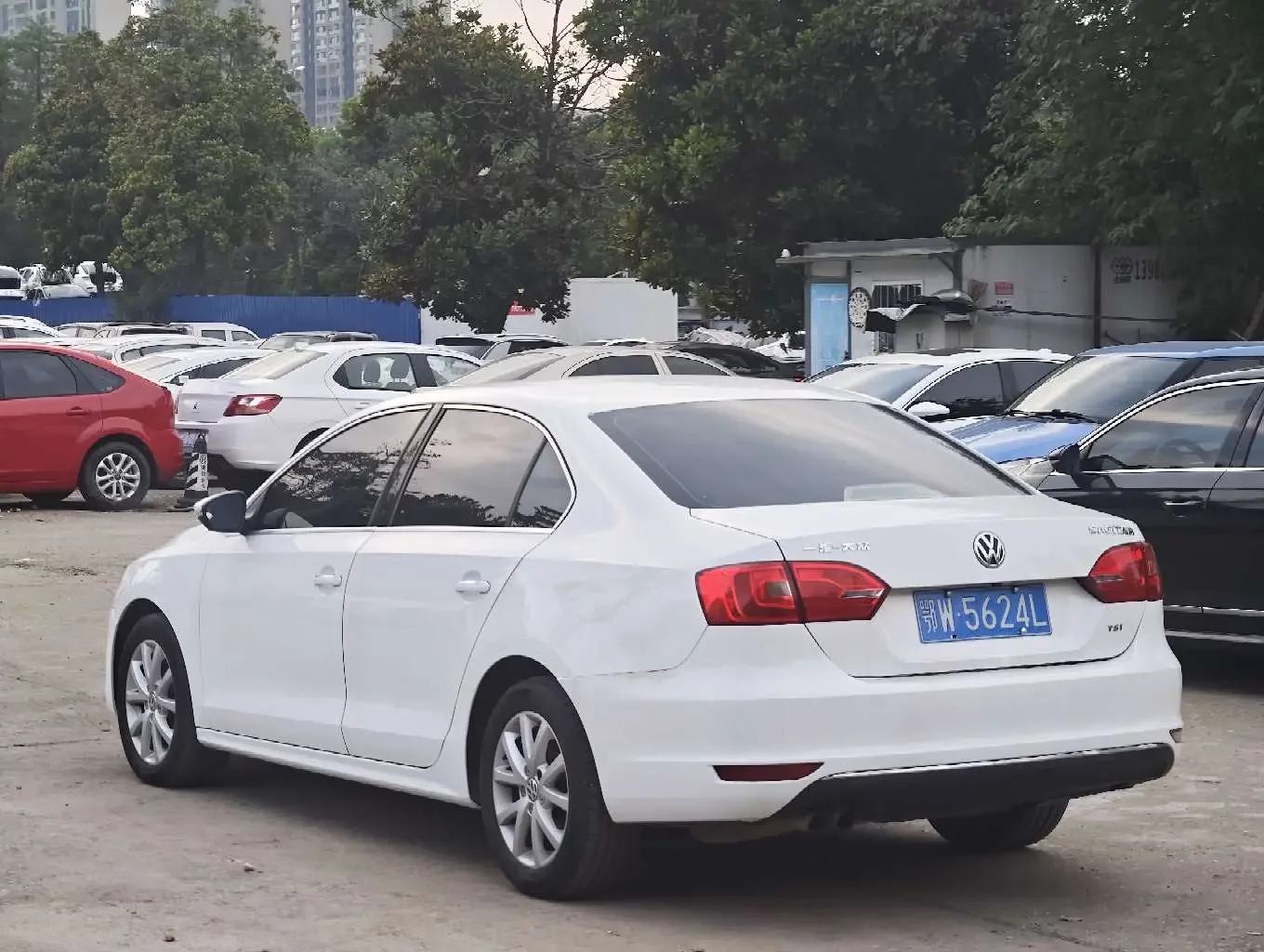 Volkswagen Sagitar