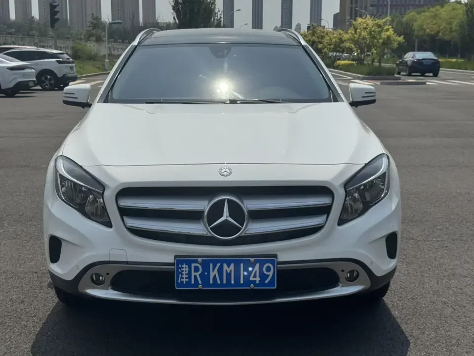 Mercedes-Benz GLA