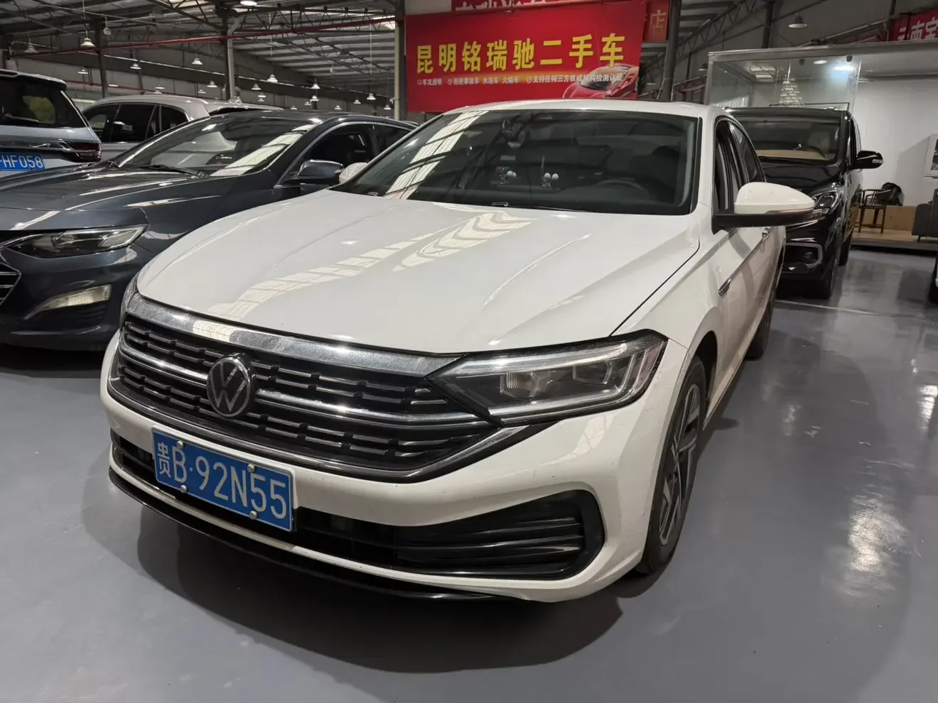 Volkswagen Sagitar