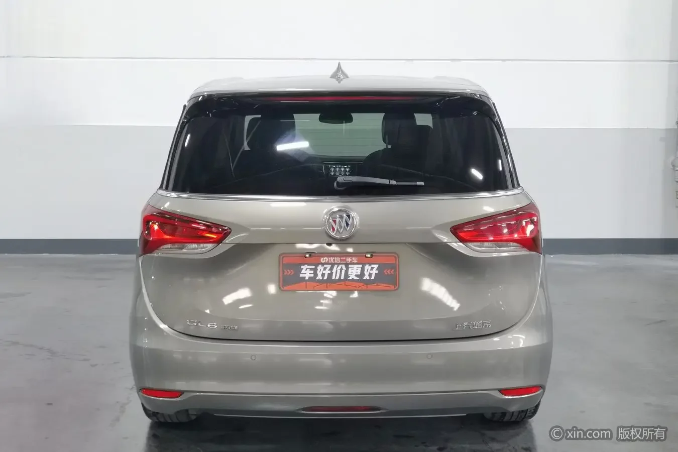 Buick GL6