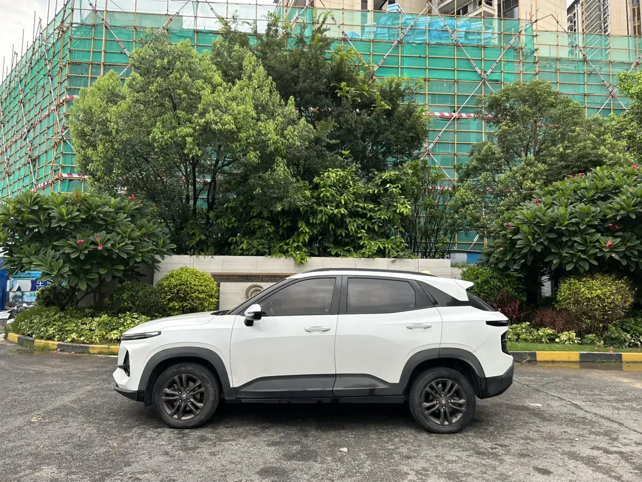 Baojun RS-3