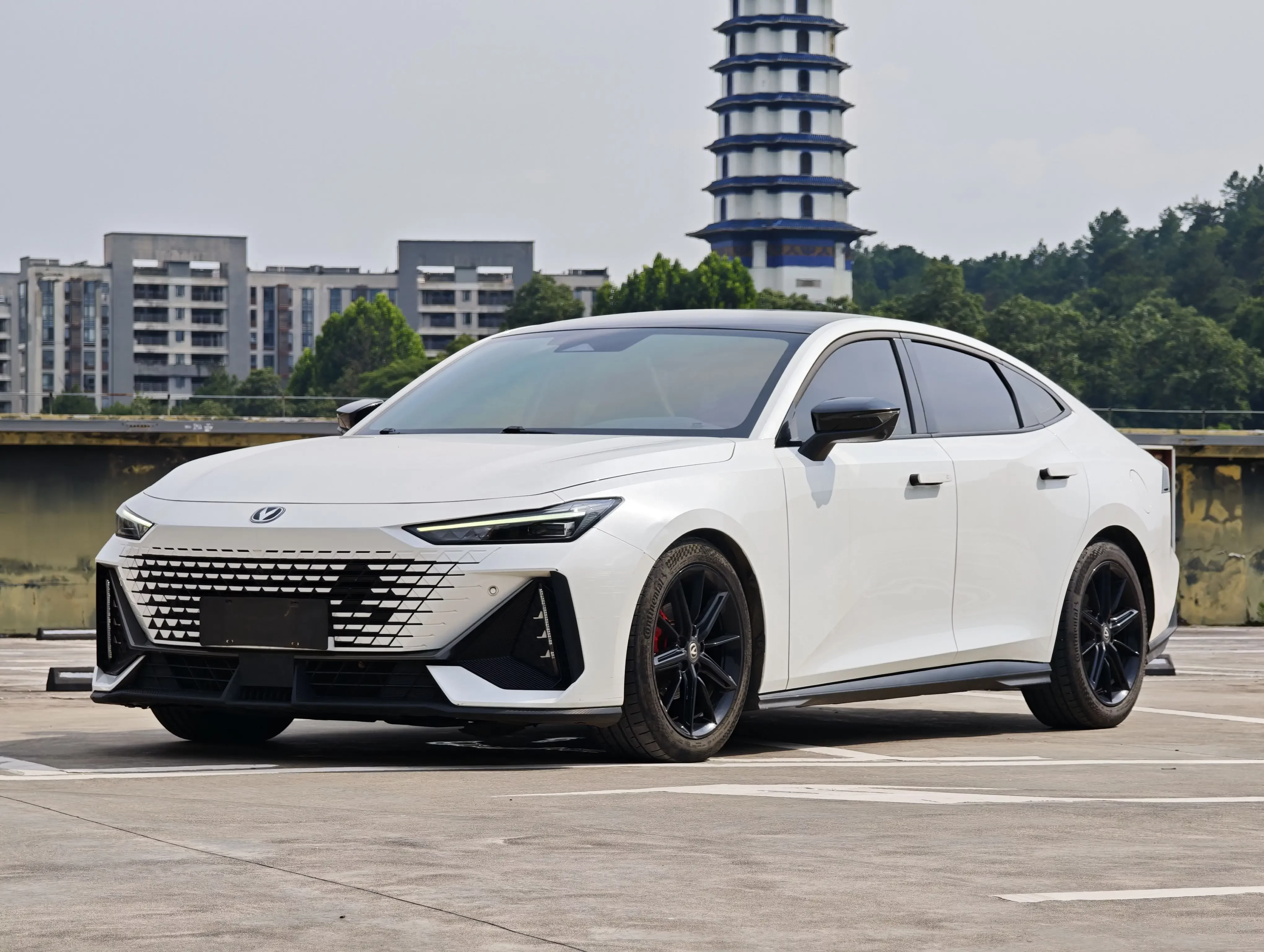 Changan UNI-V
