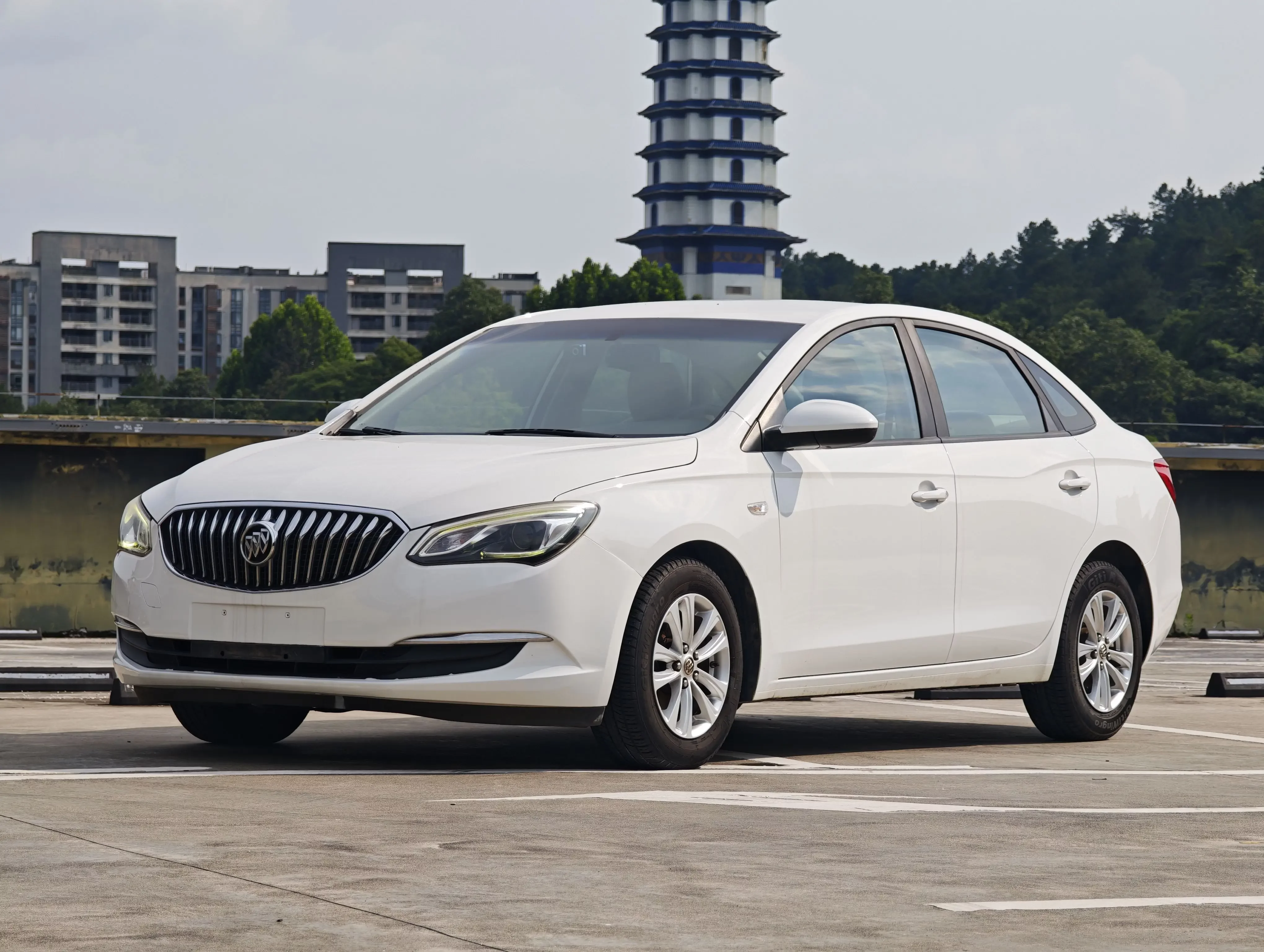 Buick Yinglang