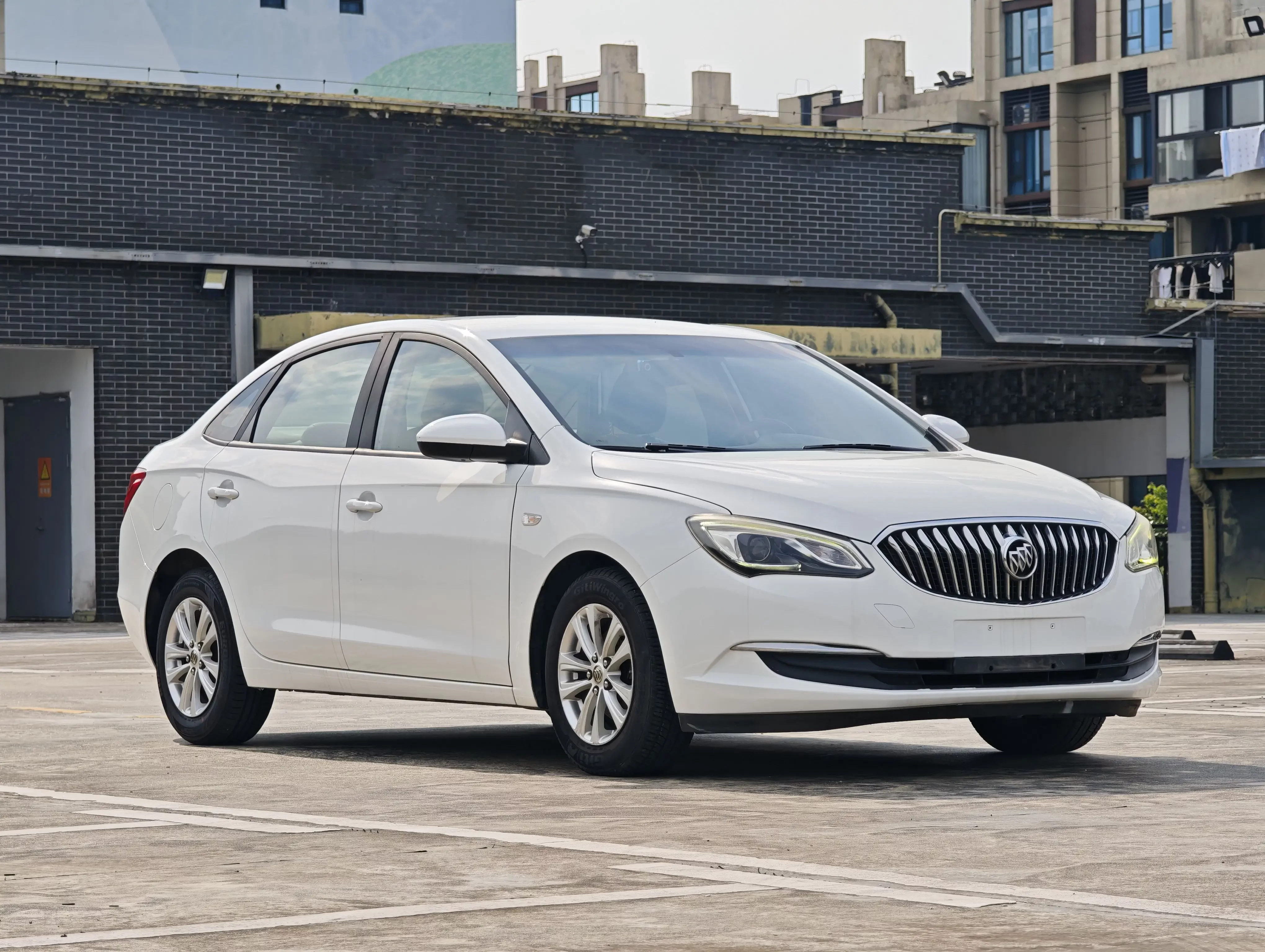 Buick Yinglang