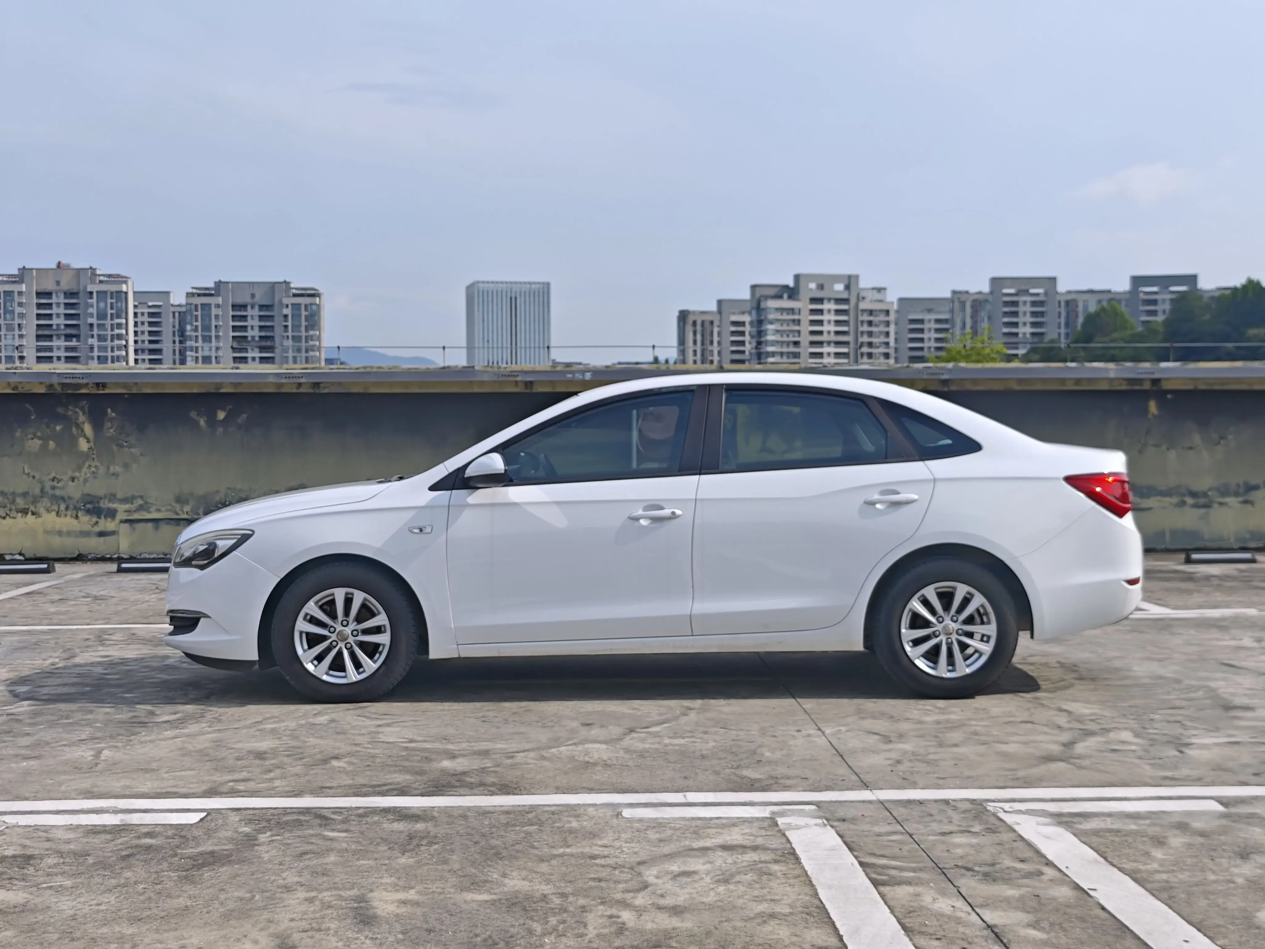 Buick Yinglang