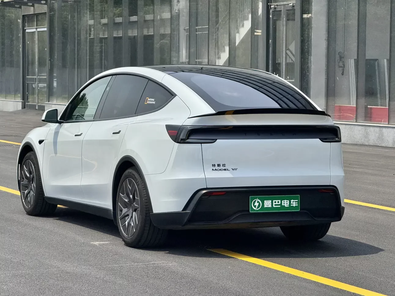 Tesla Model YL