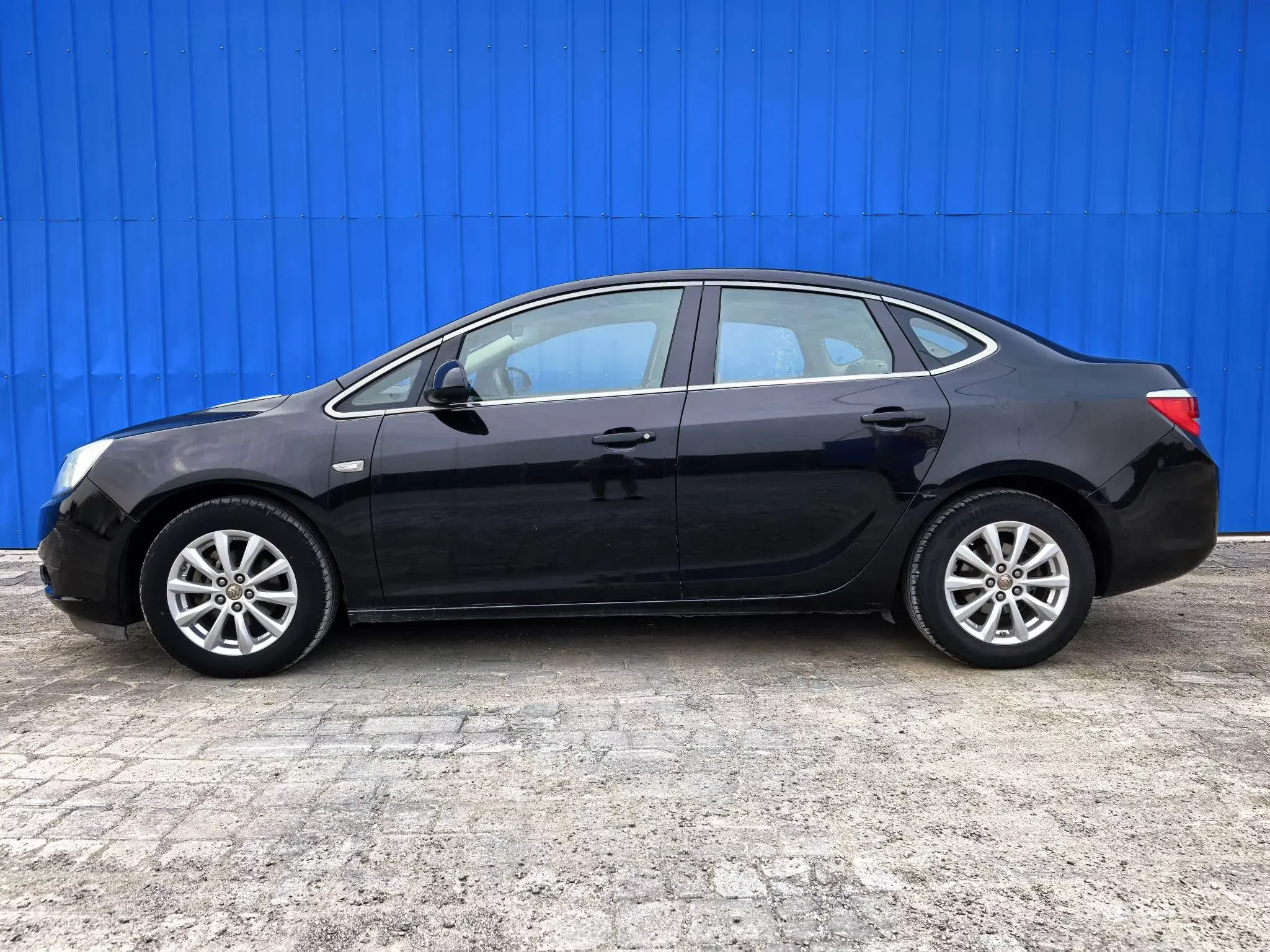 Buick Yinglang