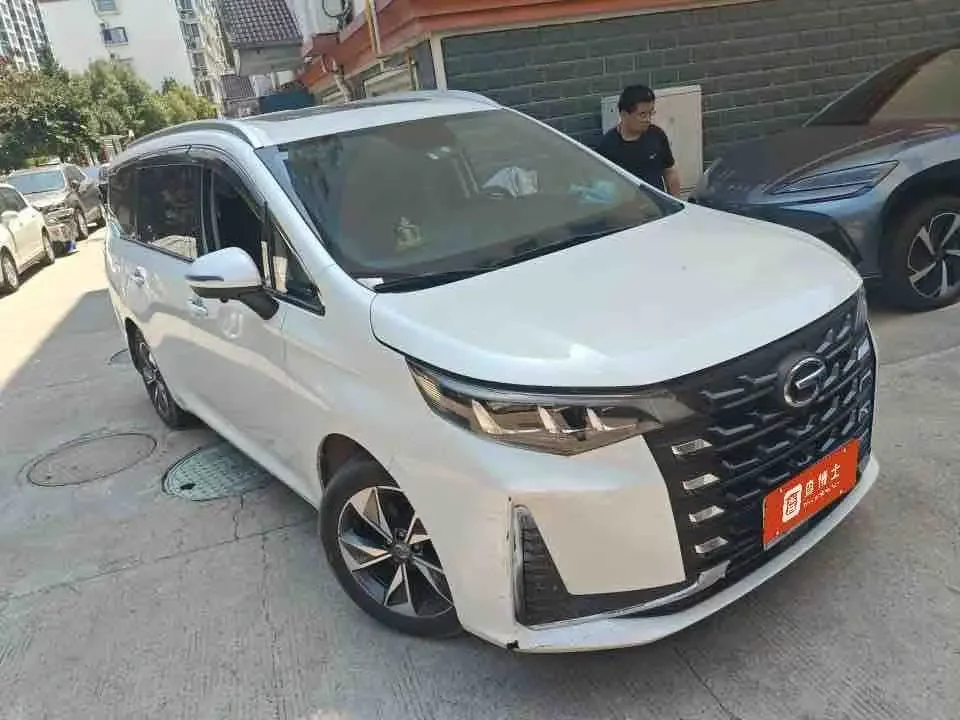 GAC Trumpchi M6
