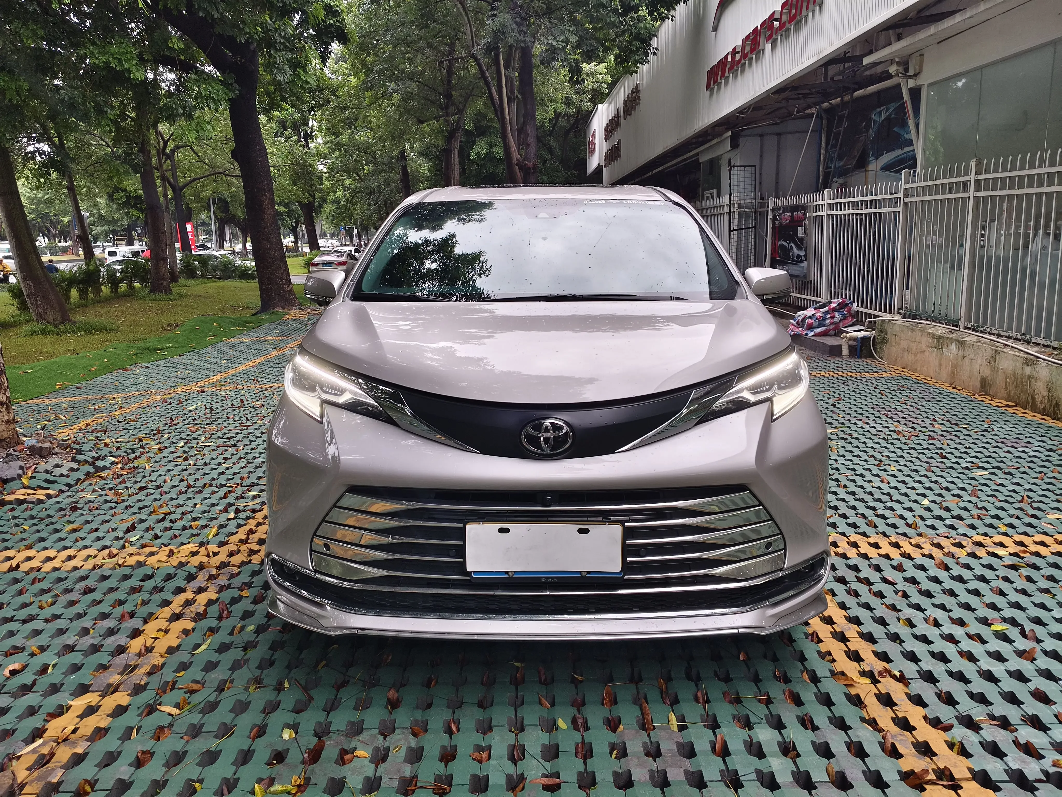 Toyota Sienna