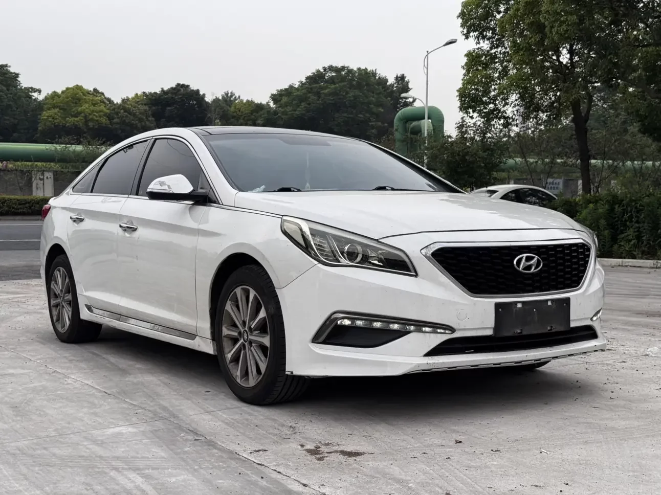 Hyundai sonata nine