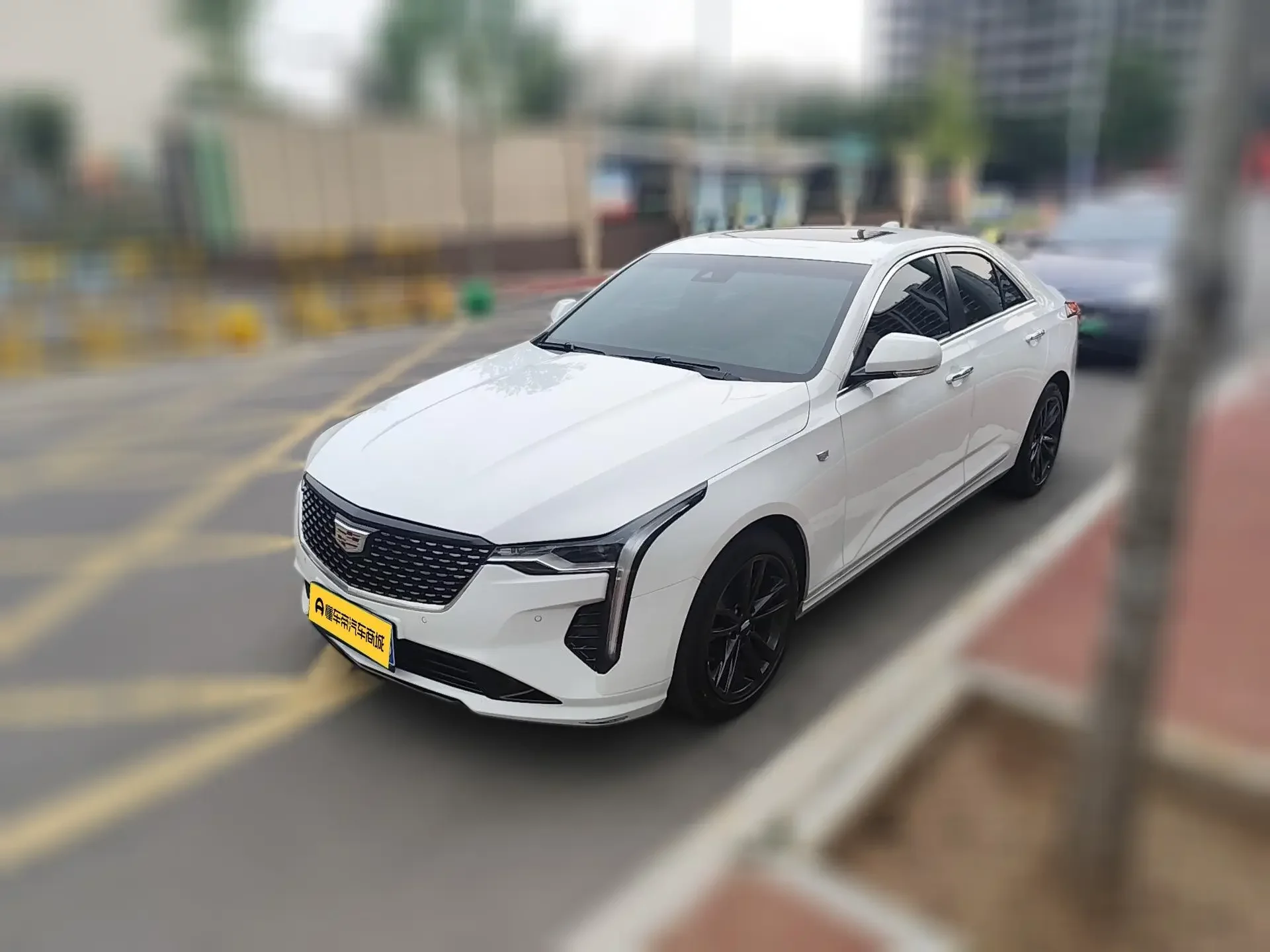 Cadillac CT4