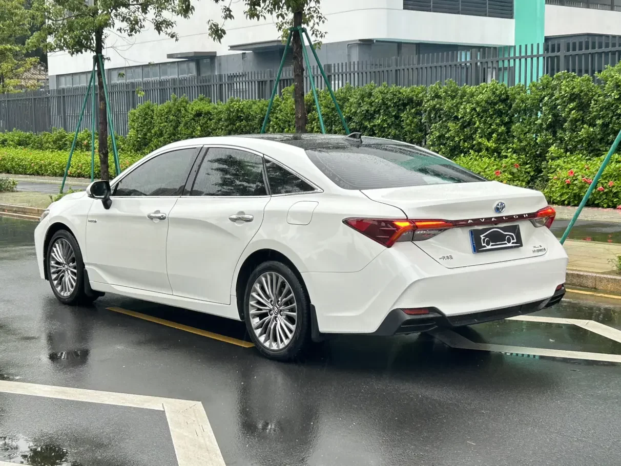 Toyota Avalon