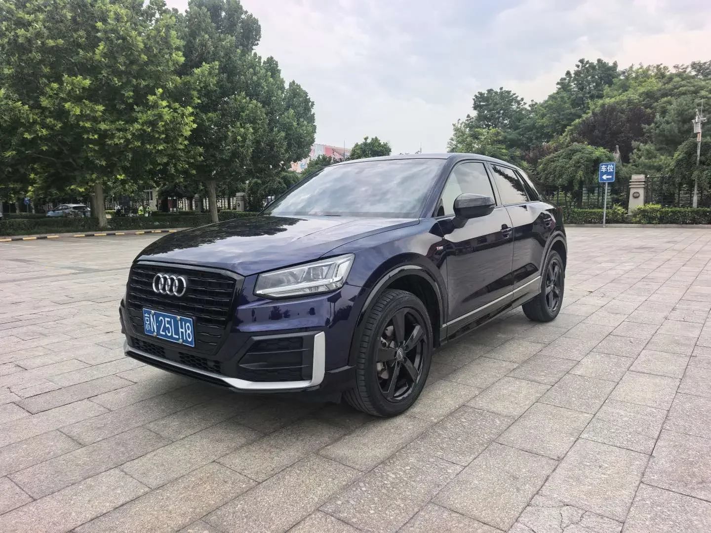 Audi Q2L