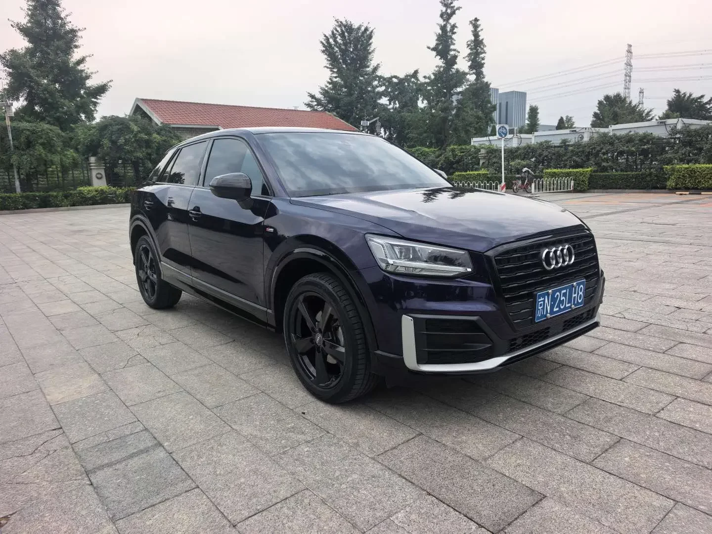 Audi Q2L