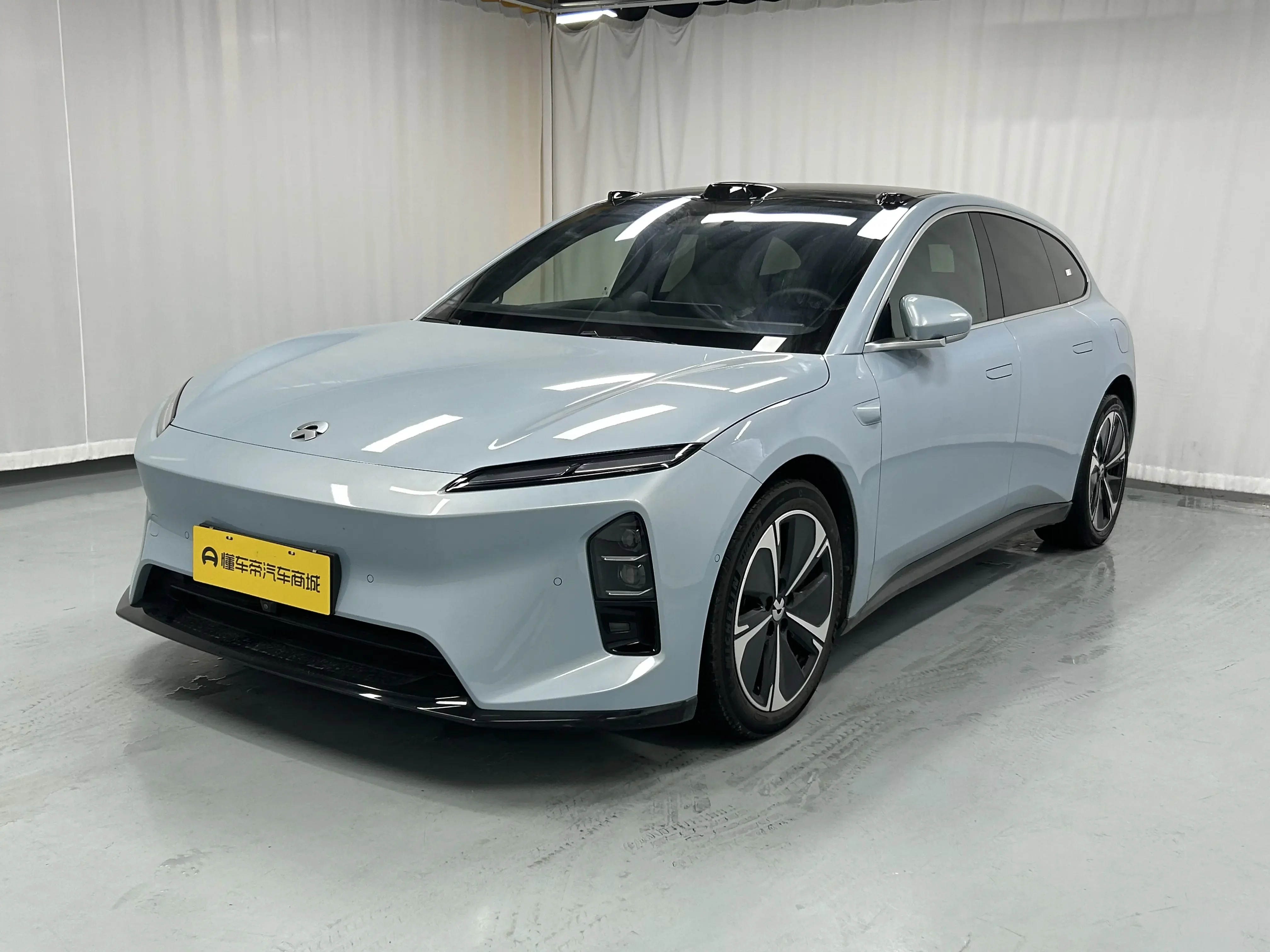 NIO ET5T