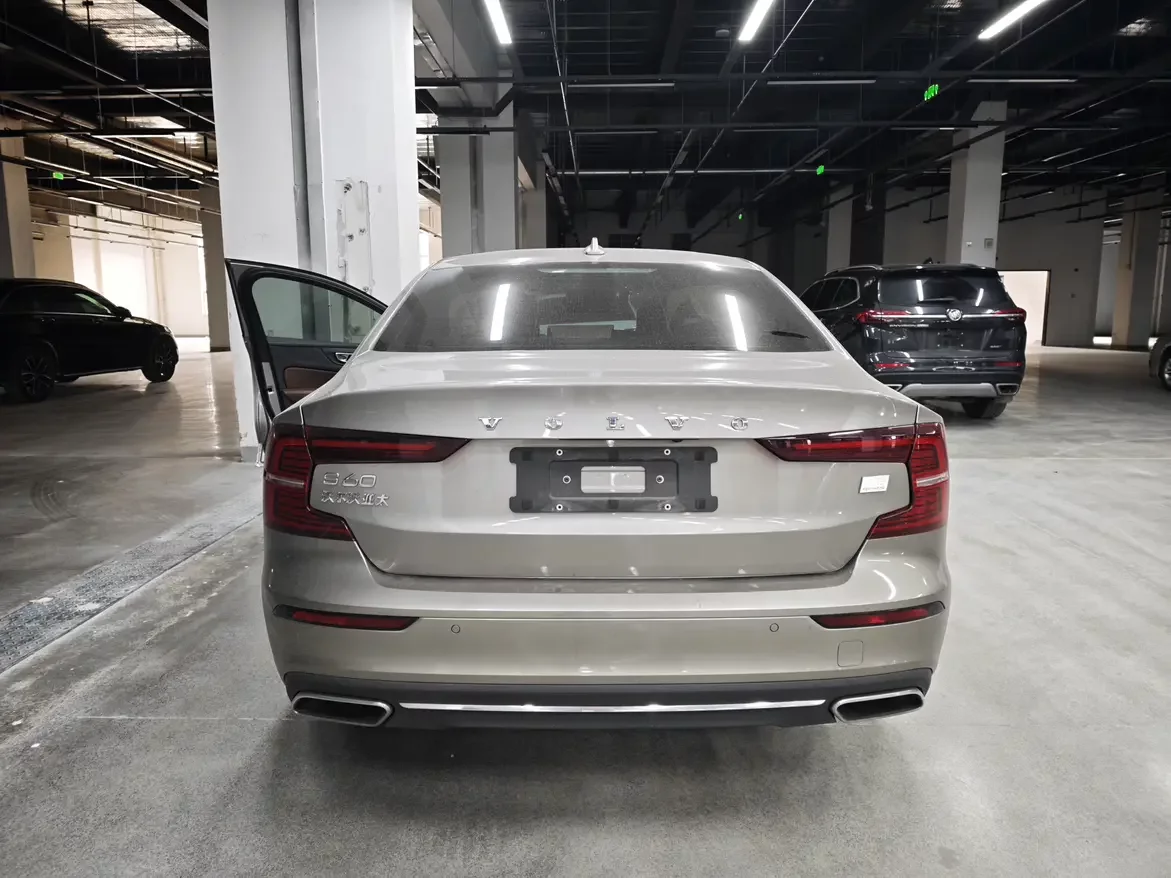 Volvo S60 PHEV
