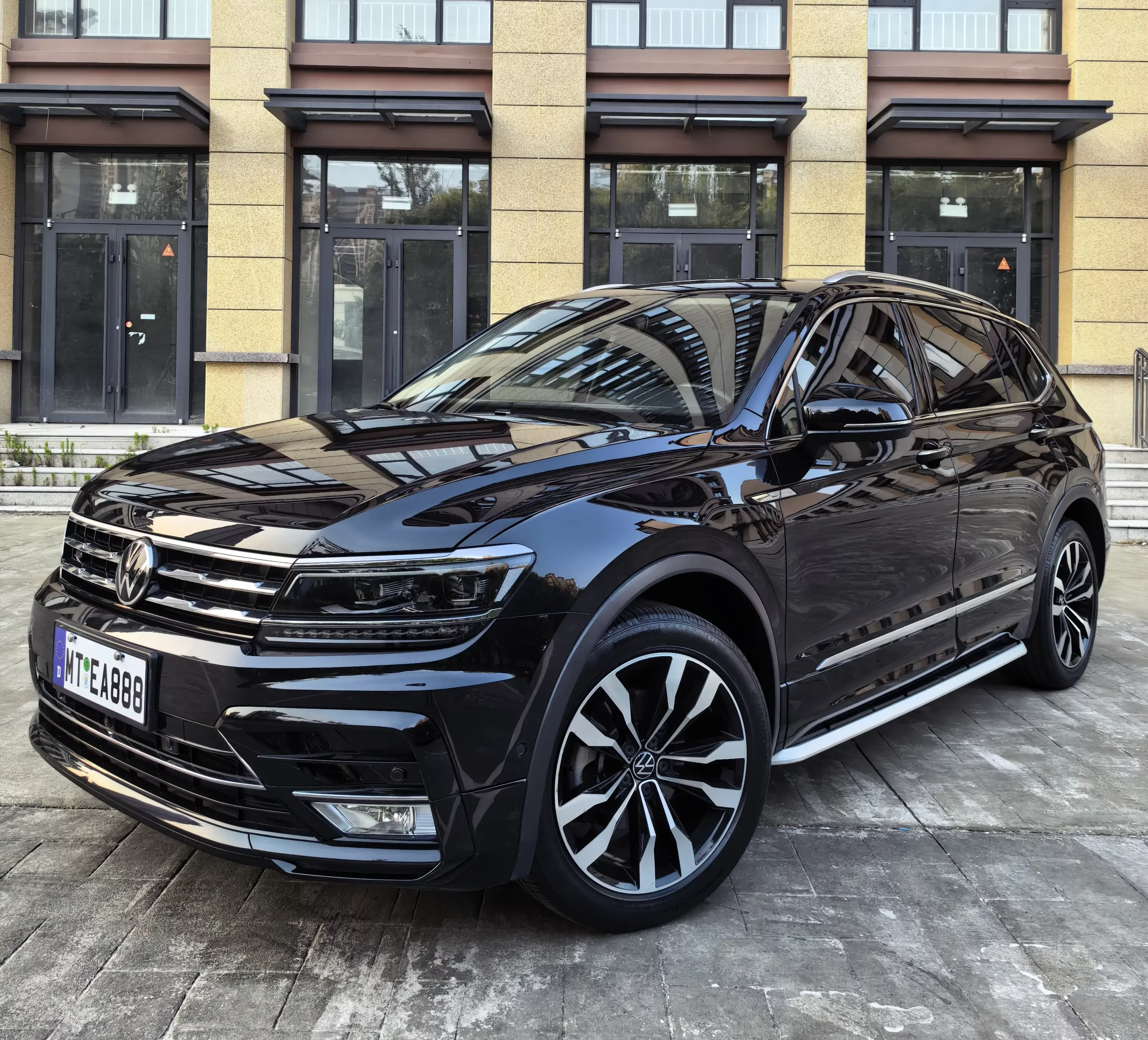 Volkswagen Tiguan L