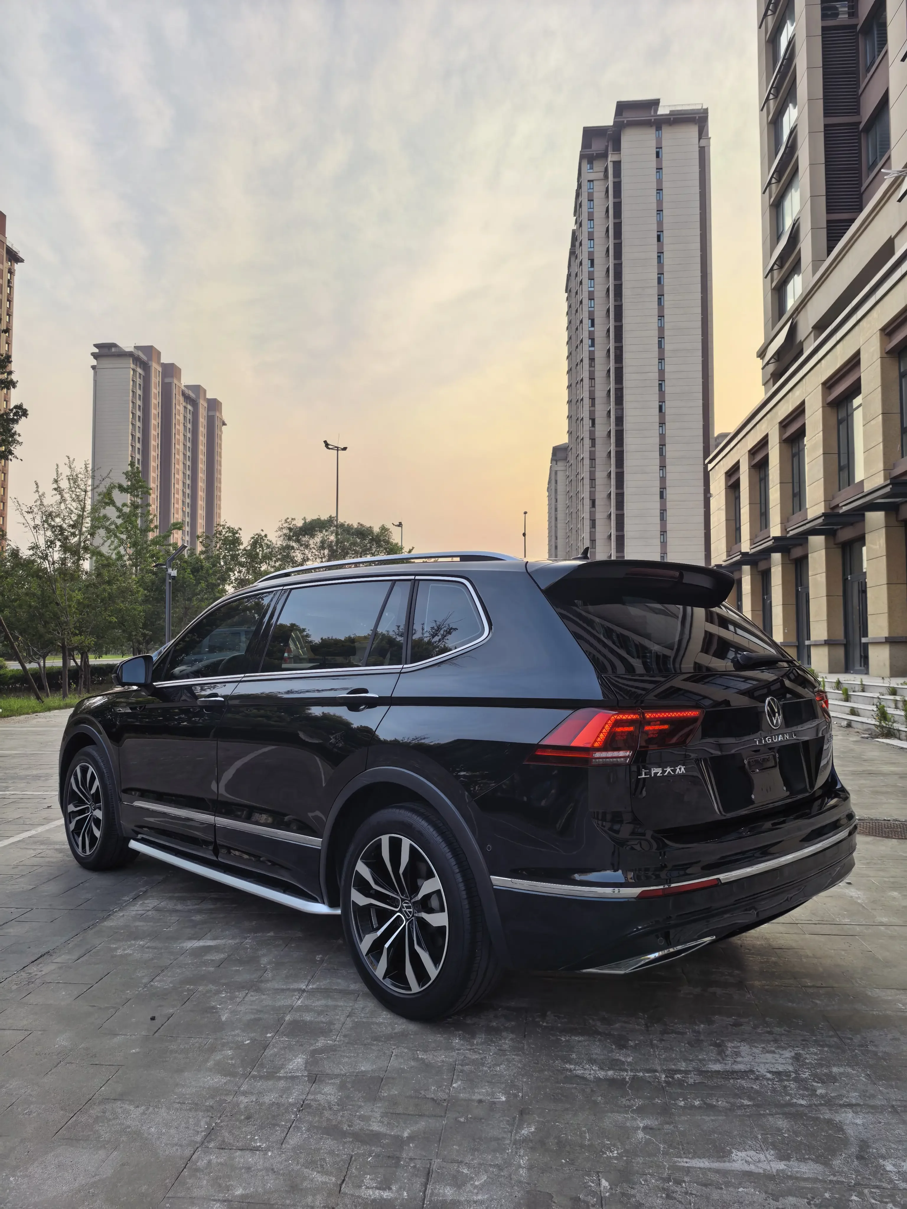 Volkswagen Tiguan L