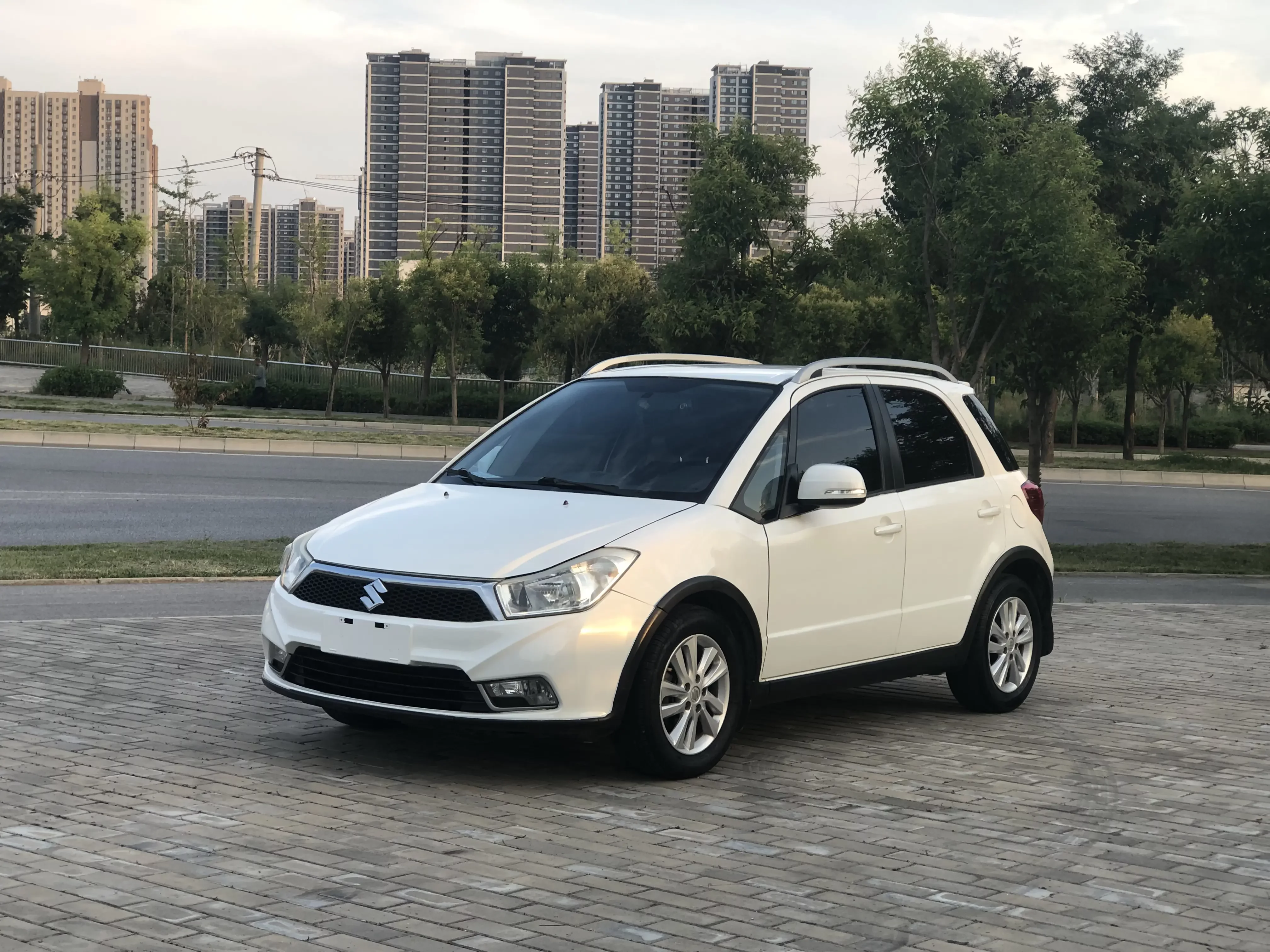 Suzuki SX4