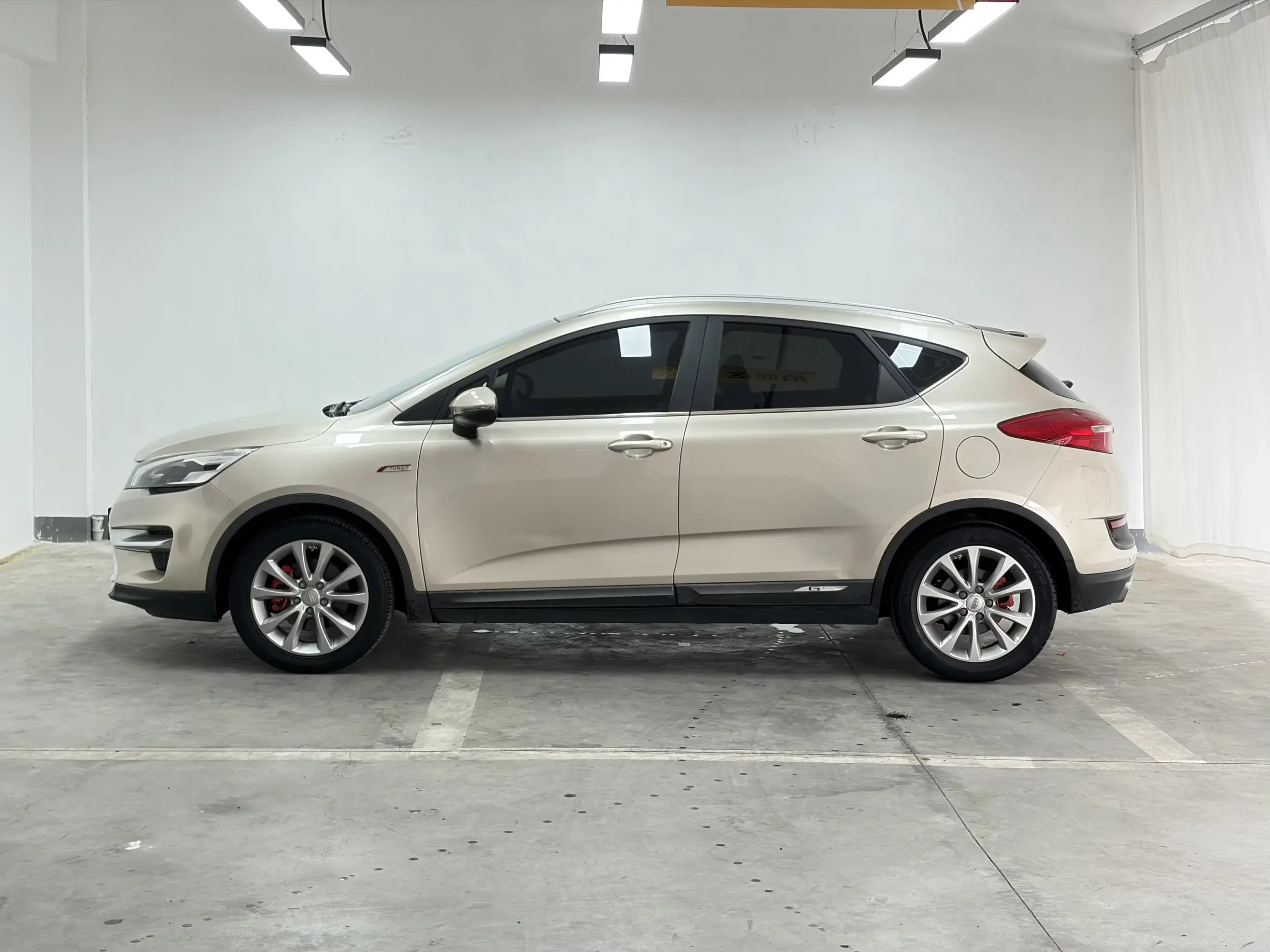 Geely Emgrand GS
