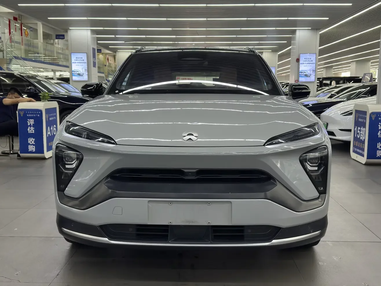 NIO ES6
