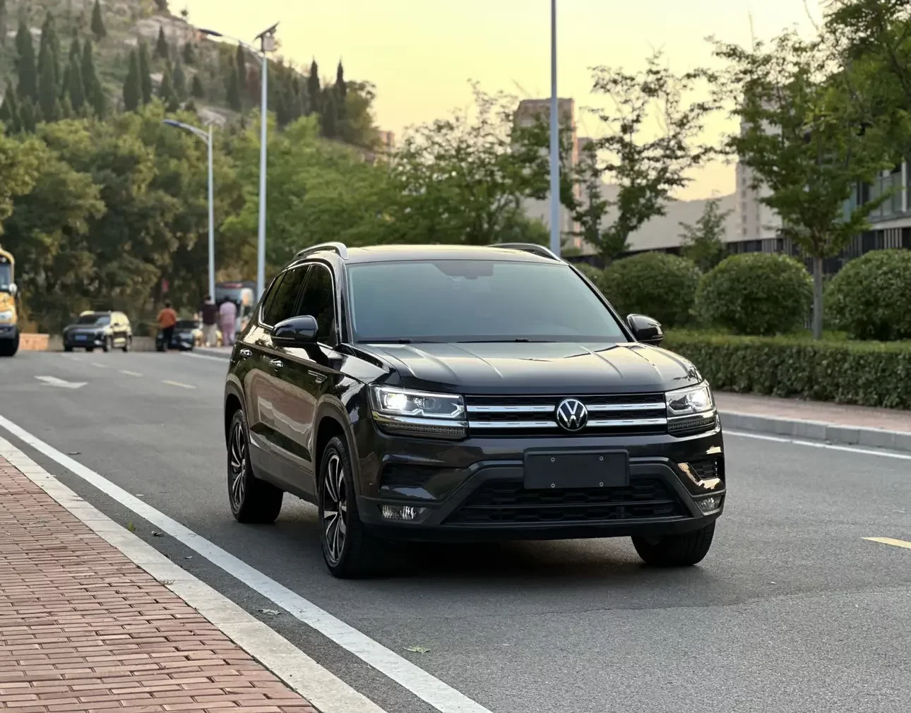 Volkswagen Tharu