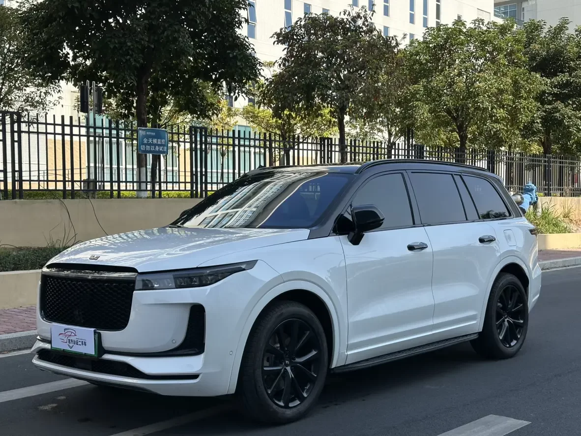Li ONE (Ideal ONE)  из Китая