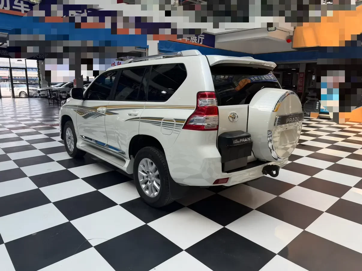 Toyota Prado