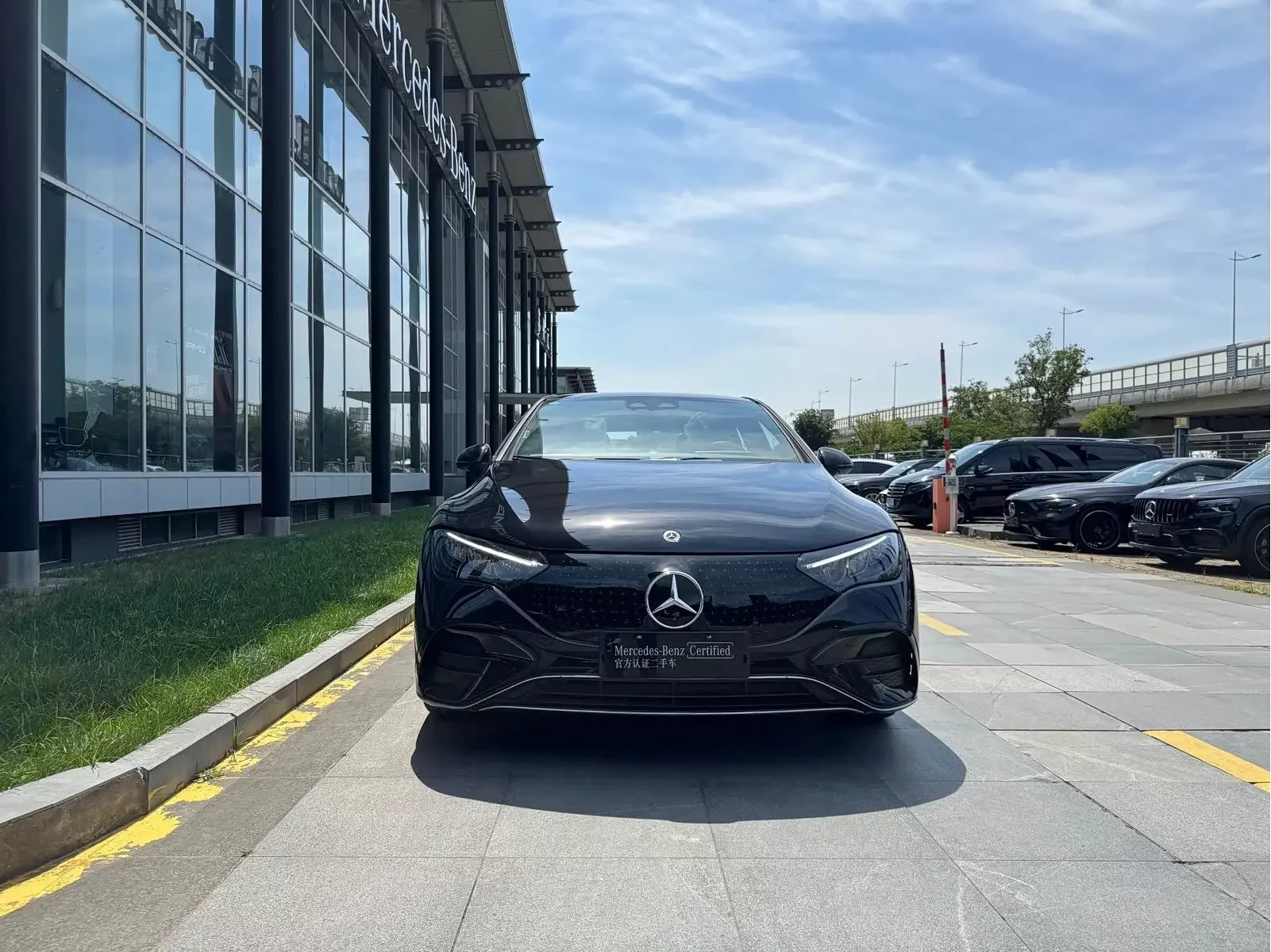 Mercedes-Benz EQE
