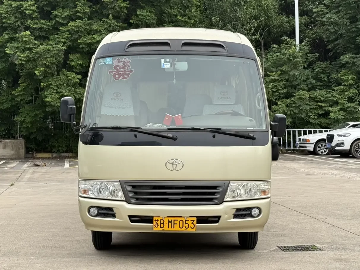 Toyota Costa