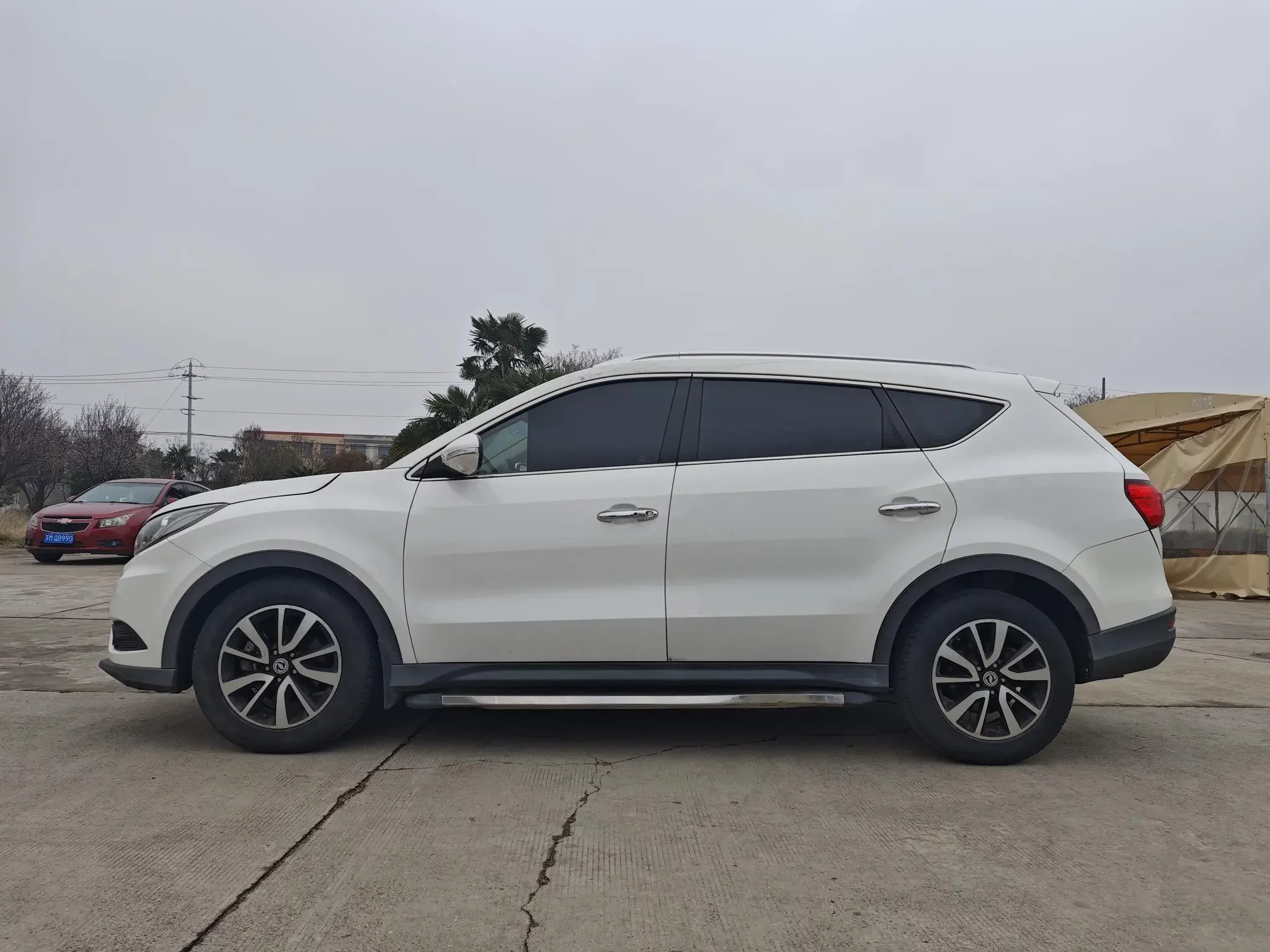Dongfeng Fengon 580