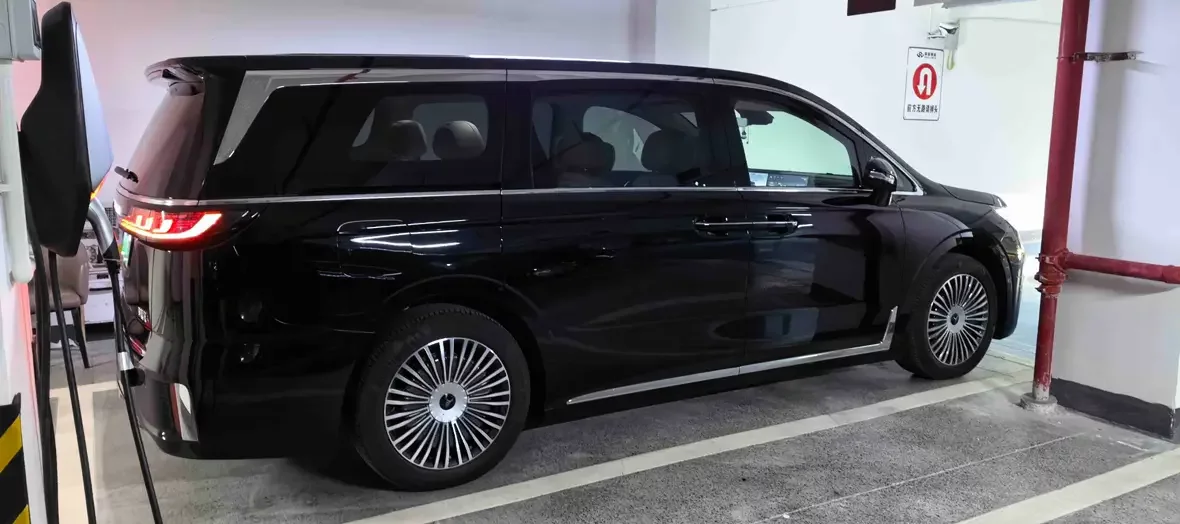 Voyah Lantu Dreamer PHEV