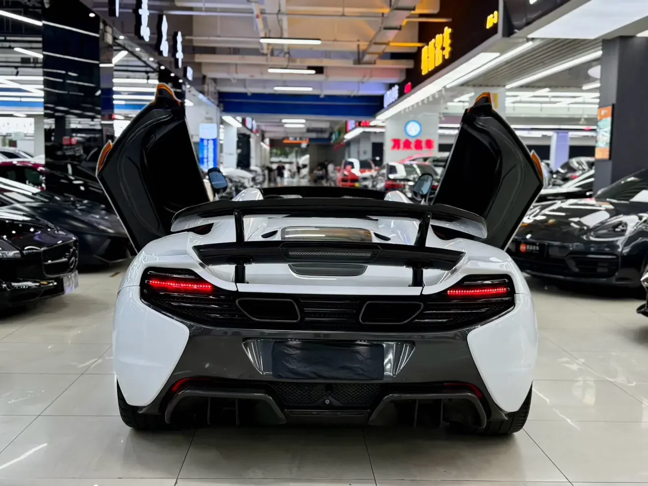 McLaren 650S