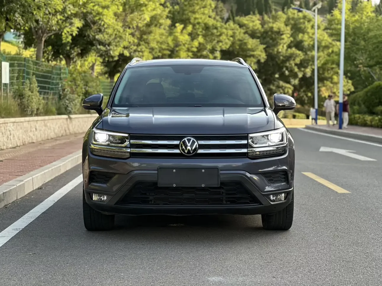 Volkswagen Tharu