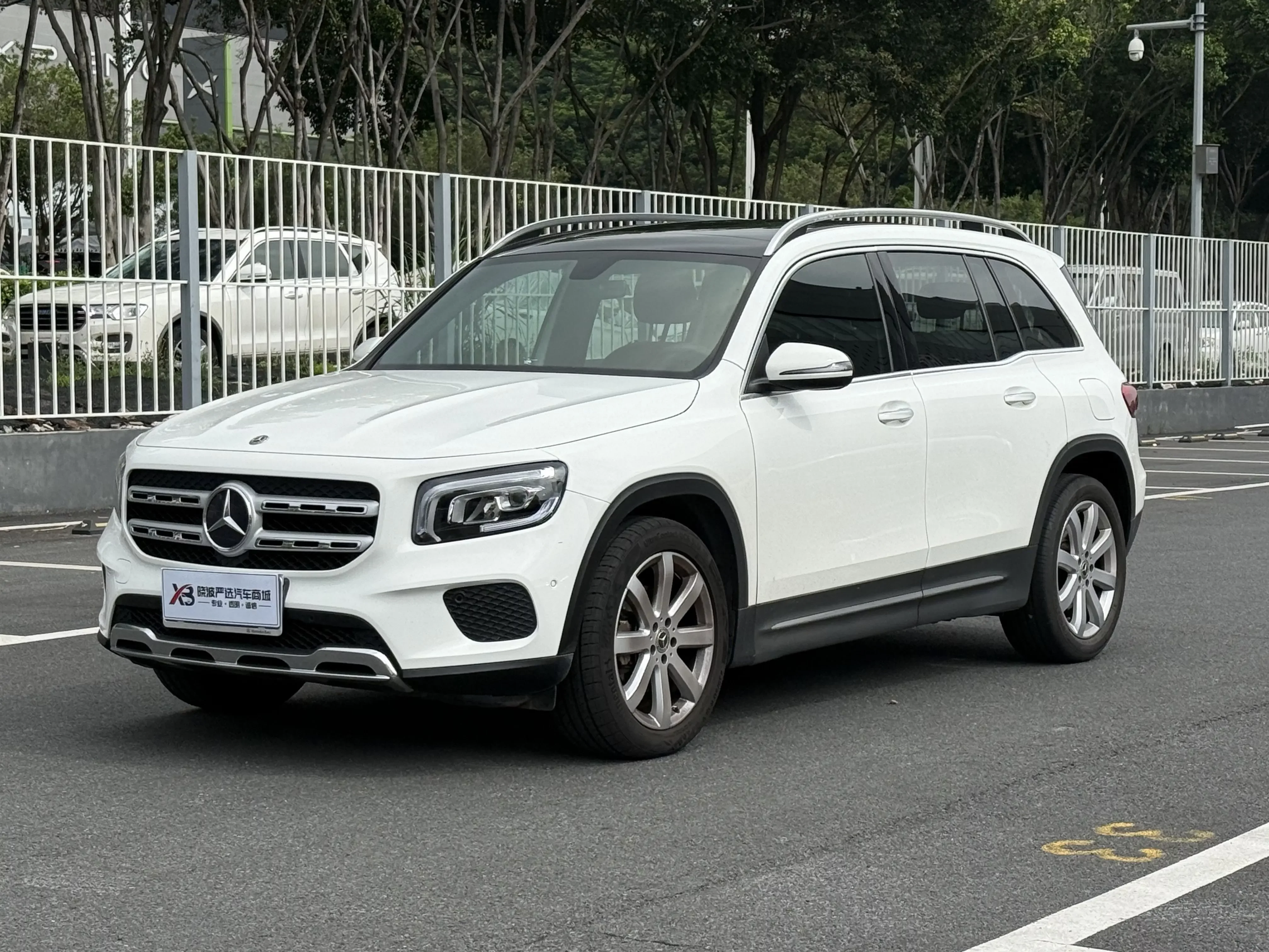 Mercedes-Benz GLB
