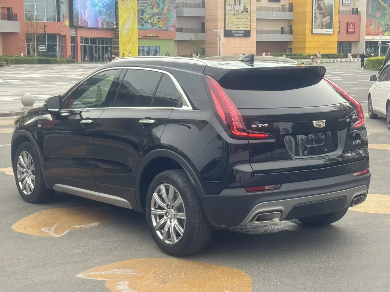 Cadillac XT4
