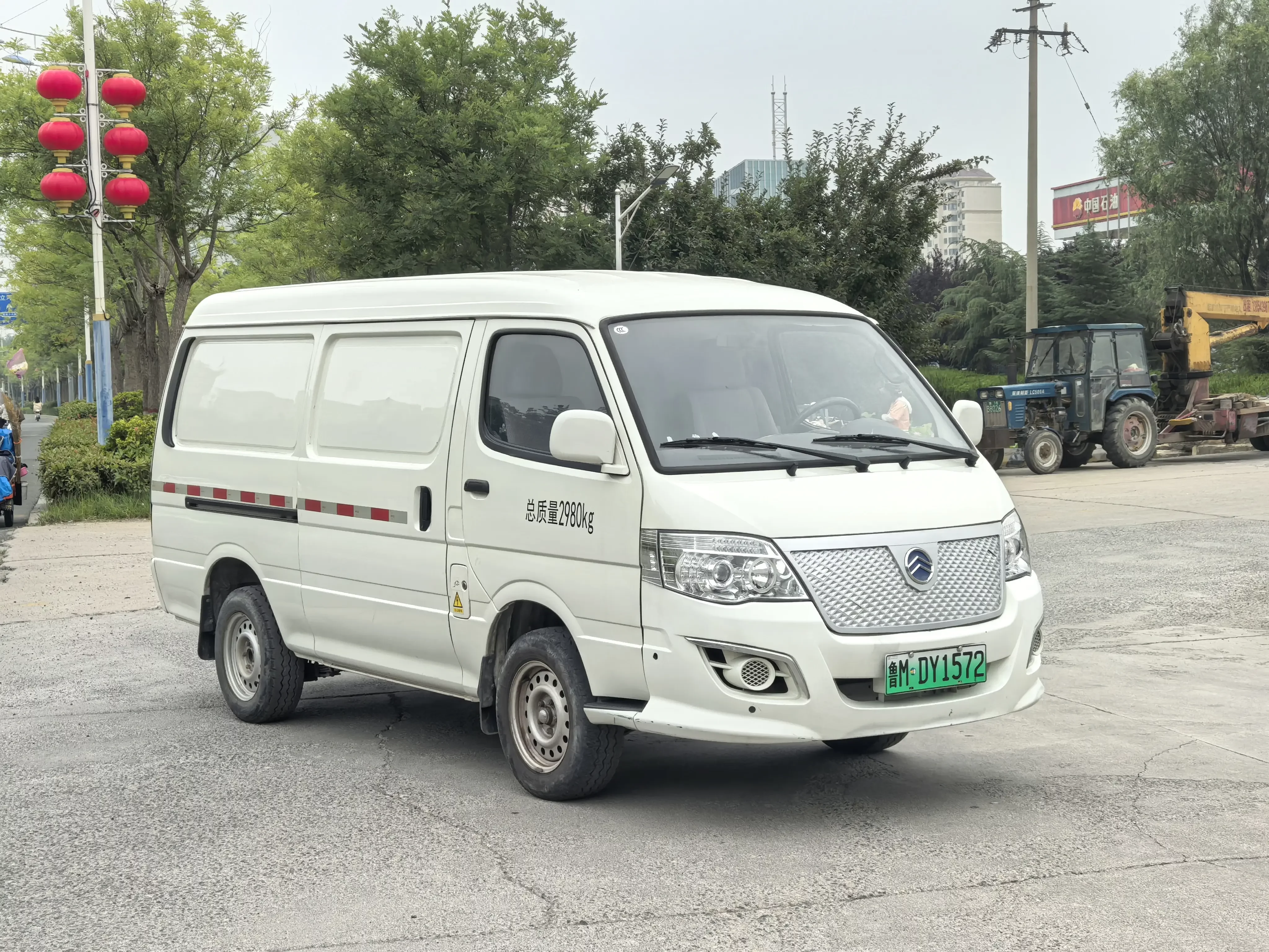 Golden Dragon Hiace EV