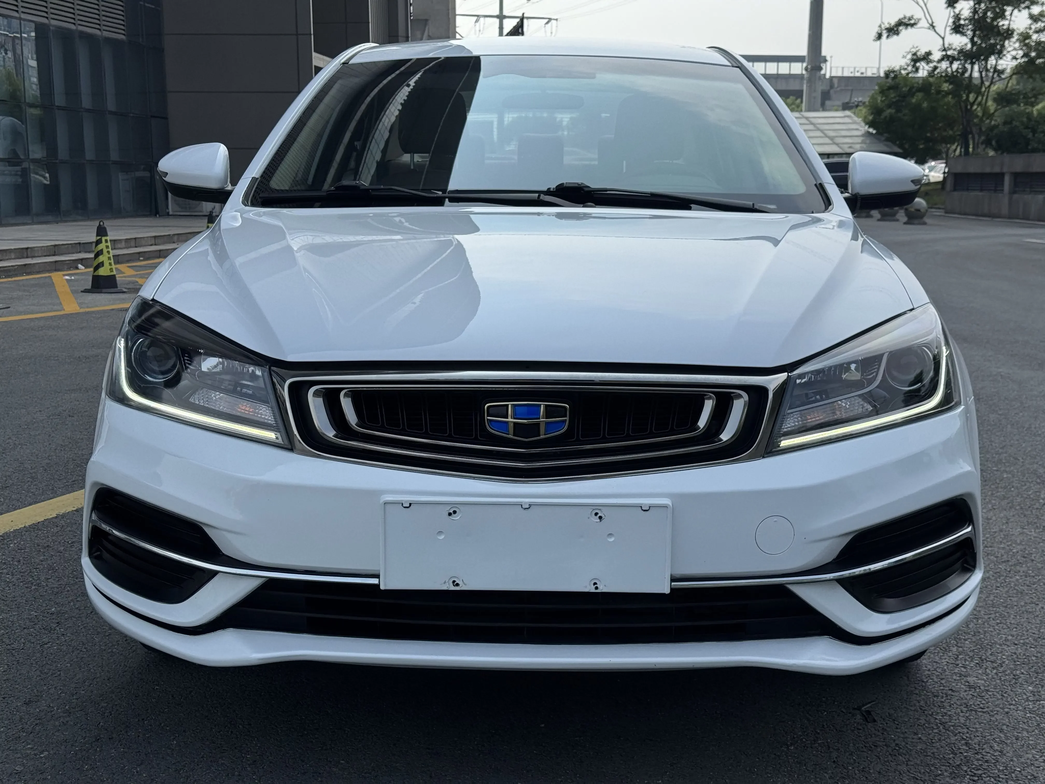 Geely emgrand